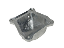 Load image into Gallery viewer, Gx200/Clone Billet Valve cover - Diamond Series
